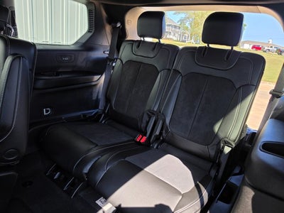 2024 Jeep Grand Cherokee L Altitude X 4x4
