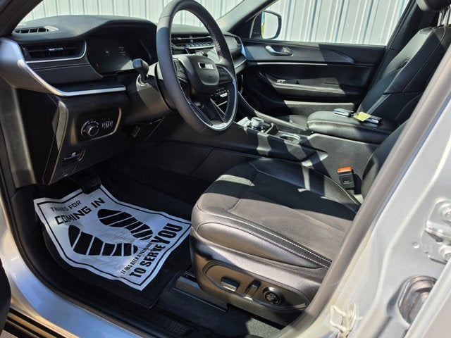 2024 Jeep Grand Cherokee L Altitude X 4x4