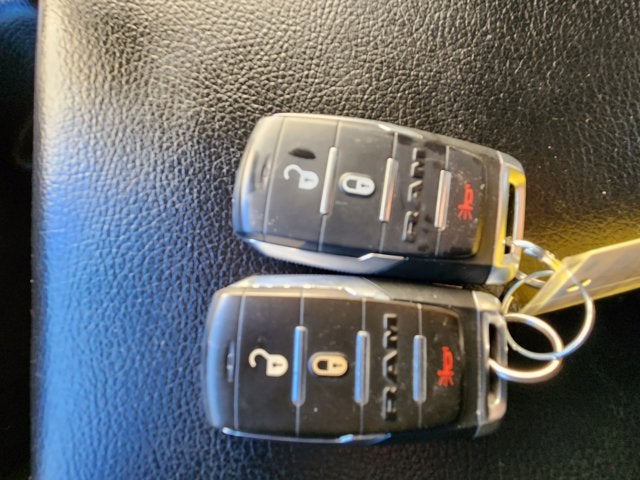 2023 RAM 1500 Tradesman Crew Cab 4x4 6'4' Box