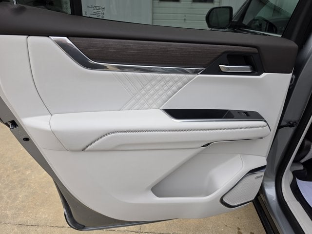 2024 GMC Acadia AWD Denali