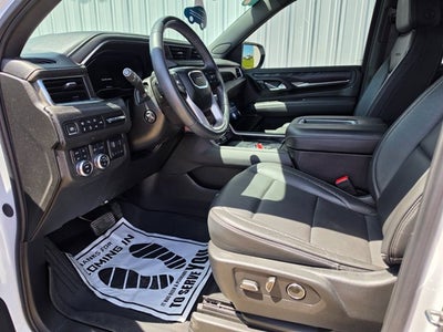 2024 GMC Yukon 4WD Denali