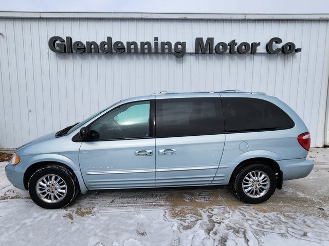 2001 Chrysler Town & Country Limited