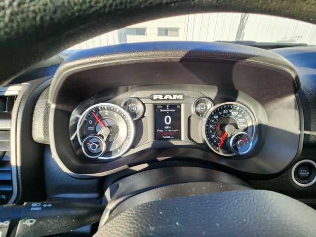 2022 RAM 2500 Tradesman Regular Cab 4x4 8' Box