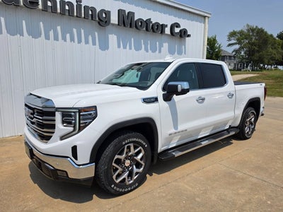 2023 GMC Sierra 1500 4WD Crew Cab Short Box SLT