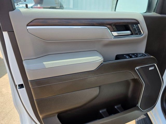 2023 GMC Sierra 1500 4WD Crew Cab Short Box SLT