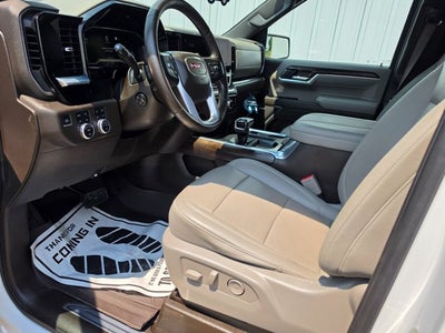2023 GMC Sierra 1500 4WD Crew Cab Short Box SLT