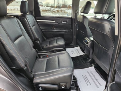 2019 Toyota Highlander SE