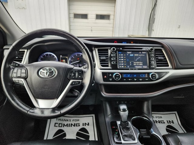 2019 Toyota Highlander SE