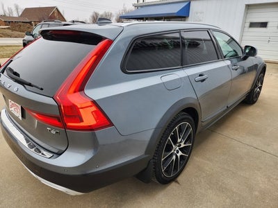 2018 Volvo V90 Cross Country T6