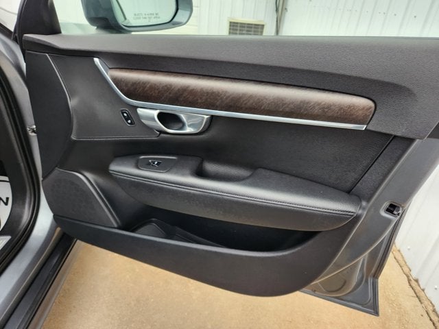 2018 Volvo V90 Cross Country T6