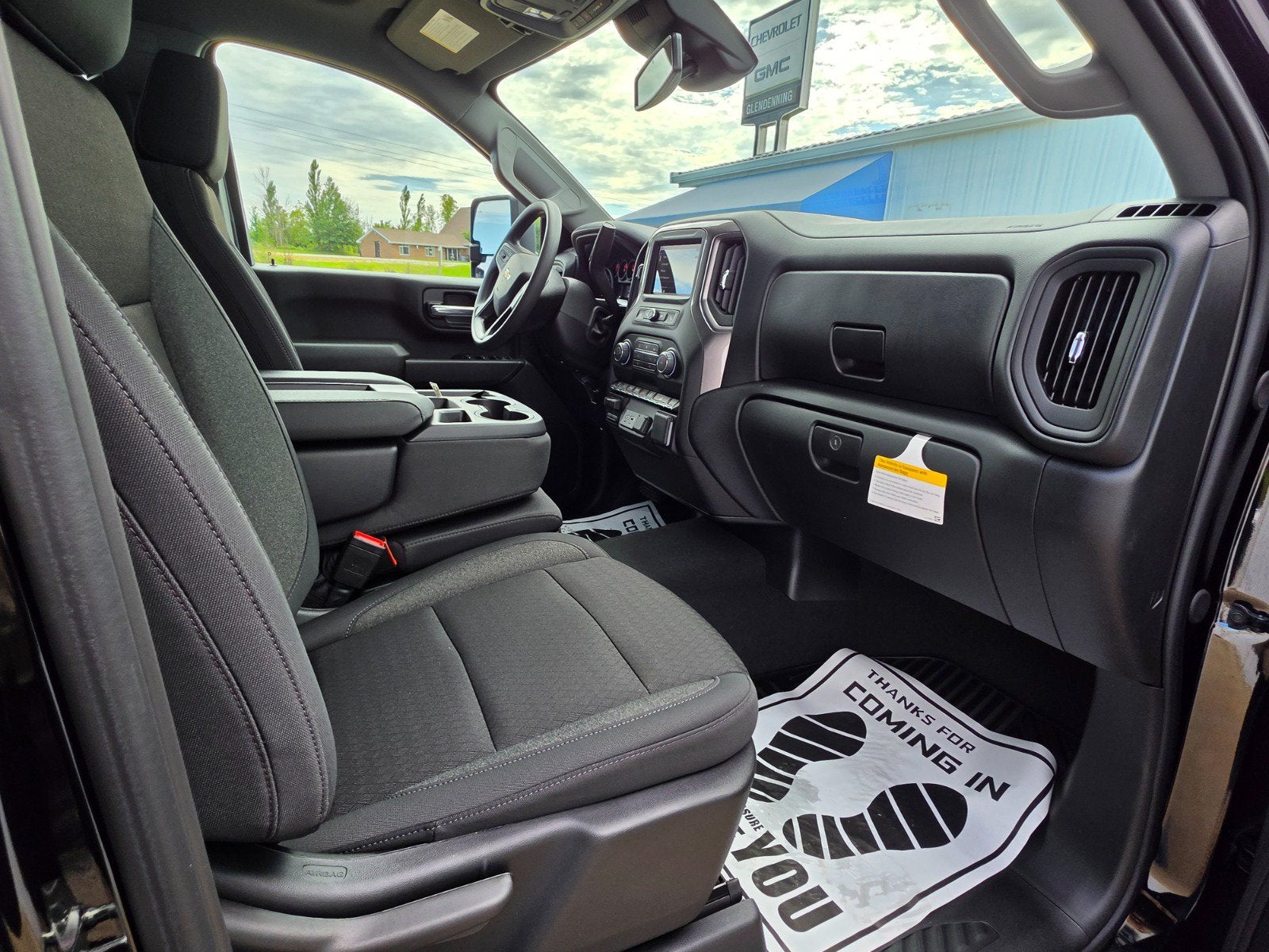 2026 Chevrolet Silverado 2500 HD Custom - Photo 6