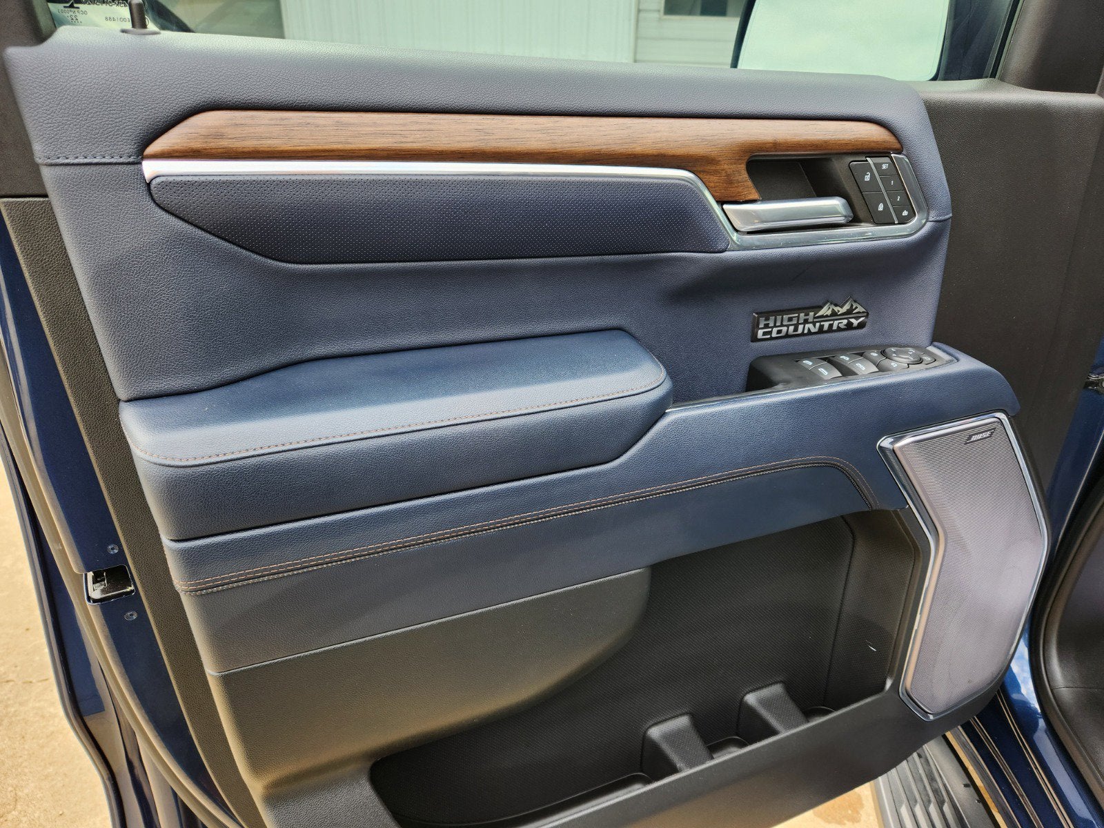 2023 Chevrolet Silverado 1500 High Country