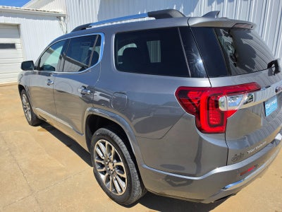 2022 GMC Acadia Denali