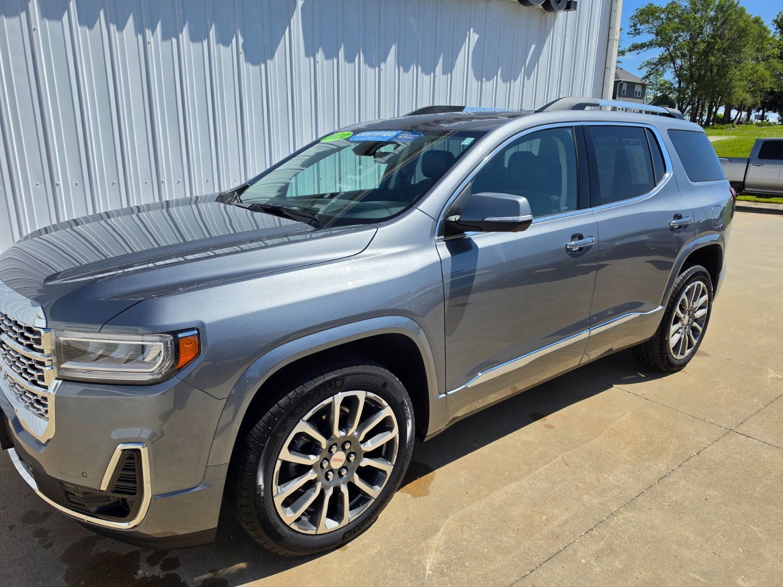 2022 GMC Acadia Denali
