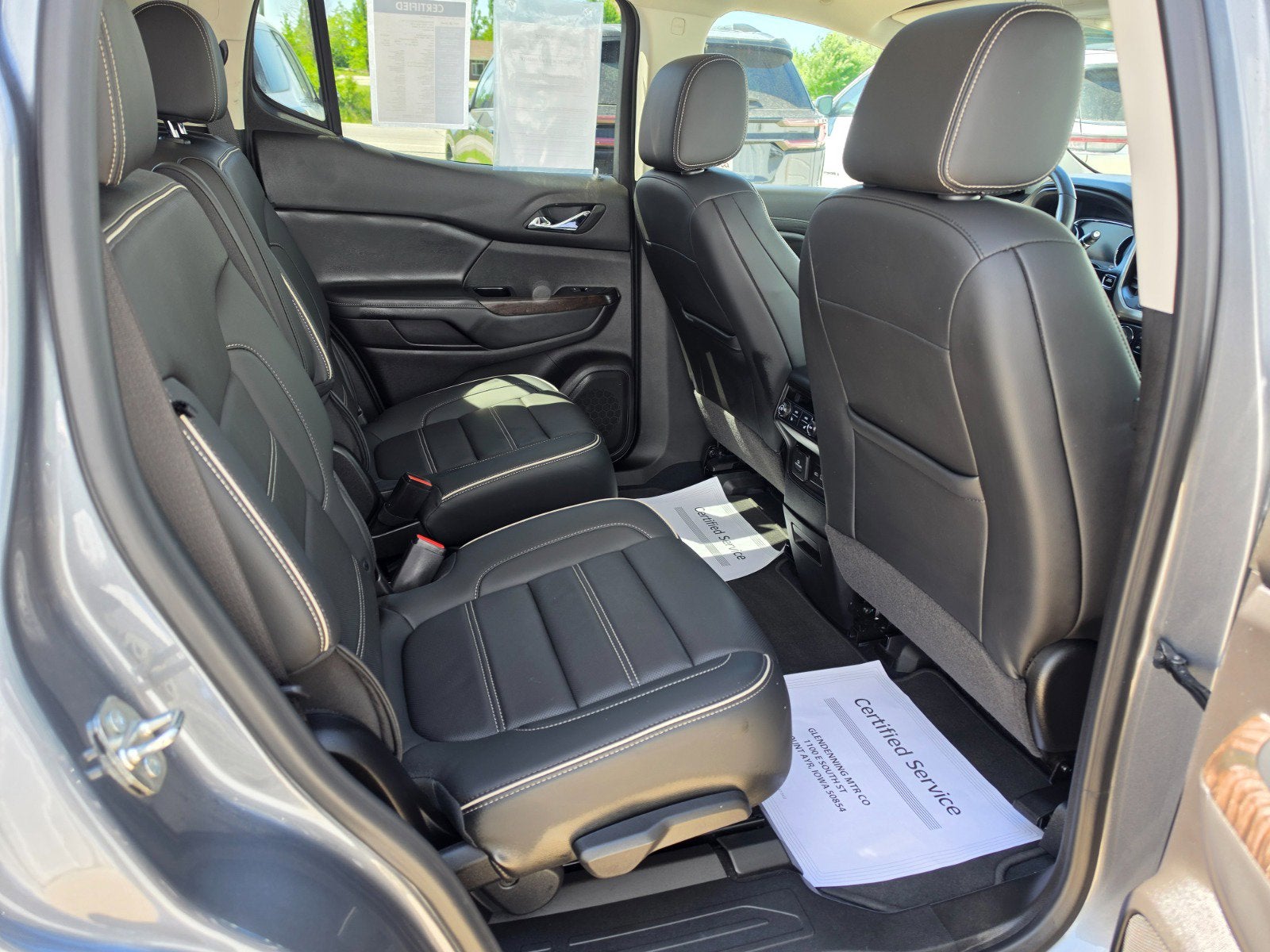 2022 GMC Acadia Denali