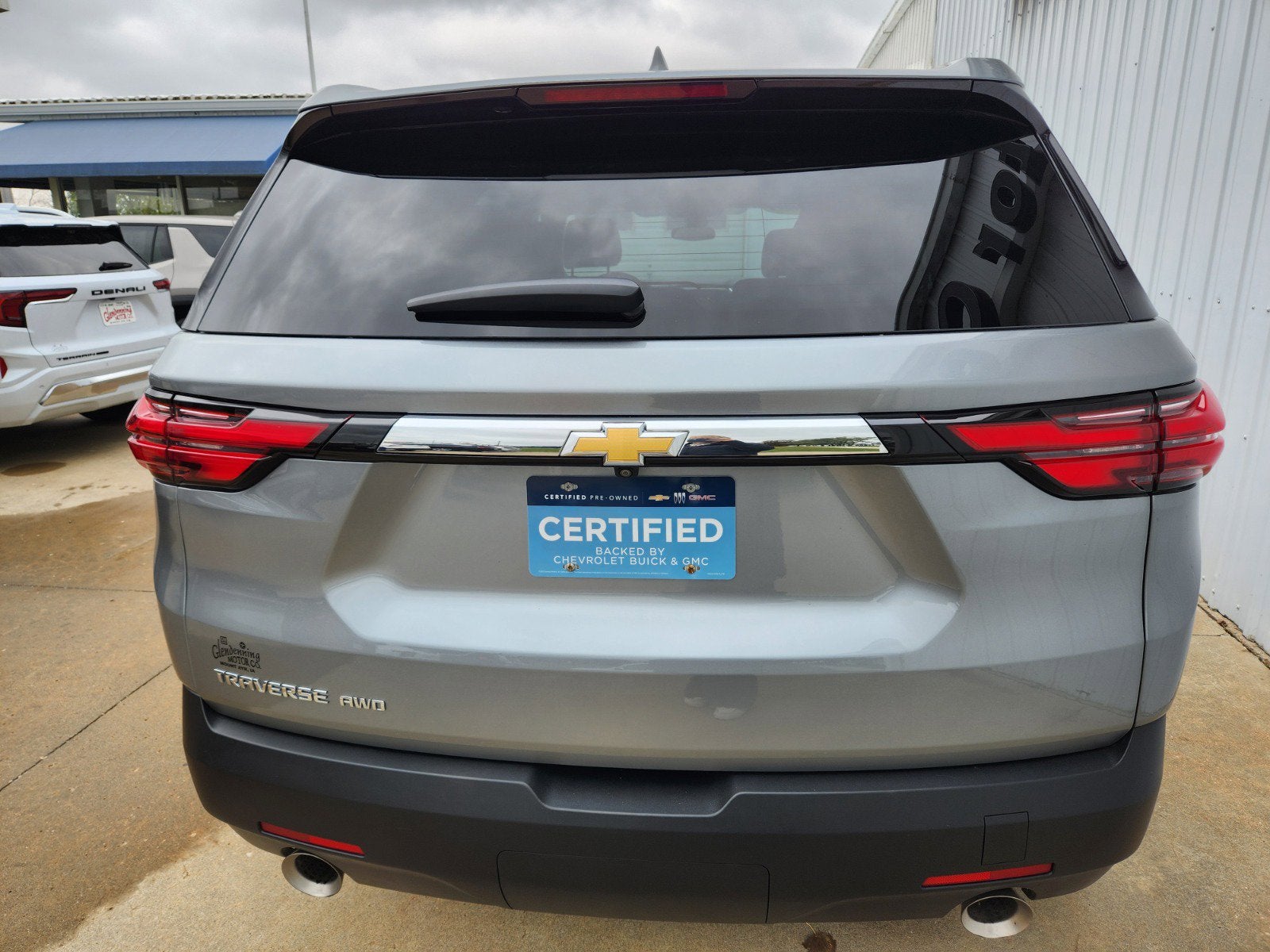 2023 Chevrolet Traverse LS